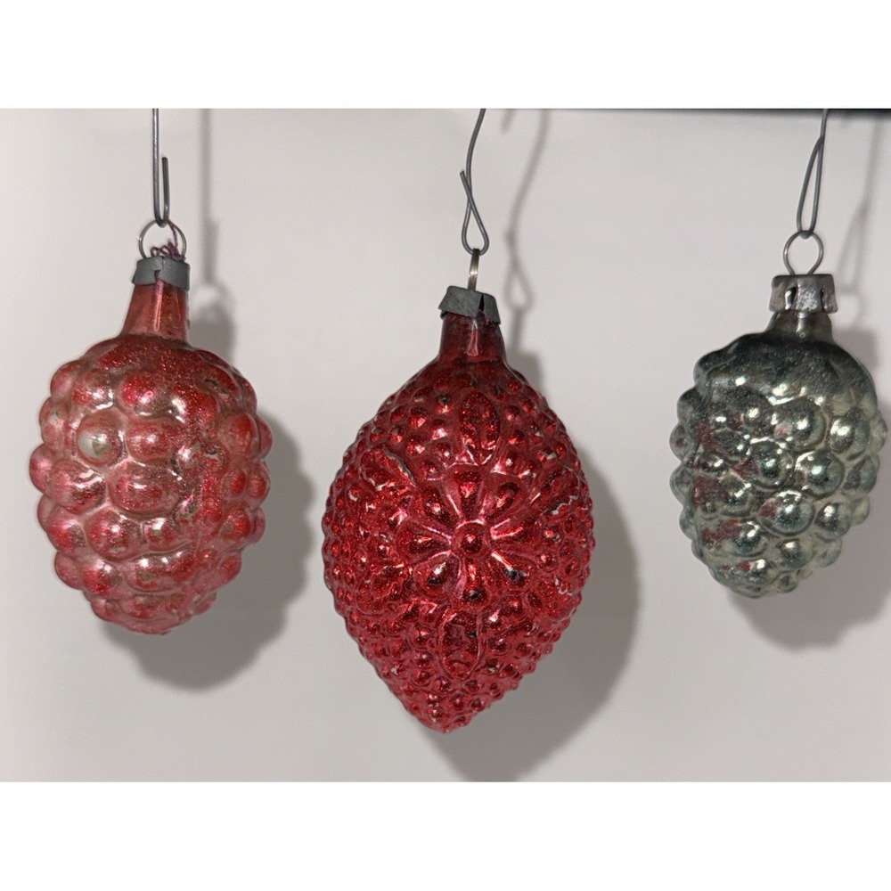 Early 1900 ‎ Glass Bumpy Grapes/ Feather Tree Christmas Ornaments GERMANY #2622